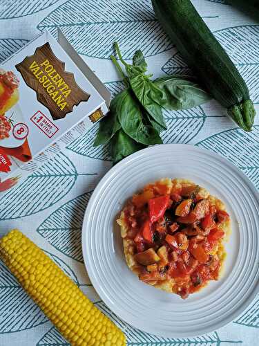 Polenta, maïs et compotée de courgettes et poivrons à la pancetta