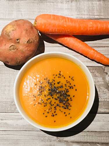 Velouté de carottes et patates douces au sésame noir