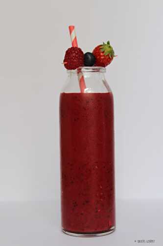 Smoothie aux fruits rouges