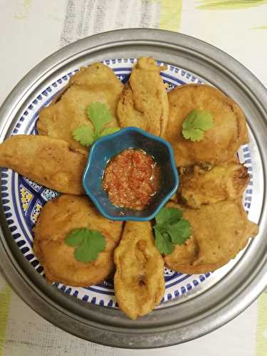 Beignets d'aubergines et de bananes plantain à la coriandre