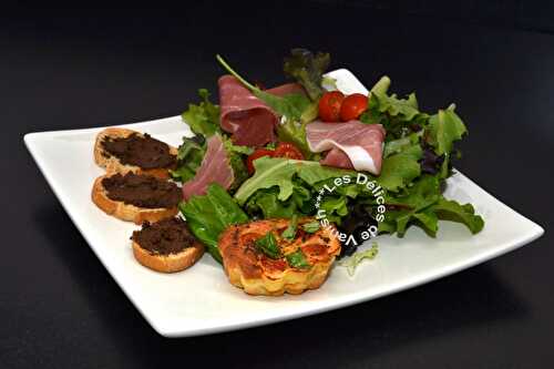 Clafoutis aux tomates cerises, mozzarella et basilic