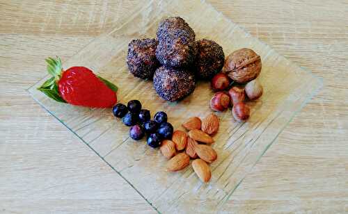 Energy balls dattes-tahin : parfait pour un encas ou avant son sport