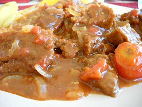 Goulash de seitan (goulash végétarien)