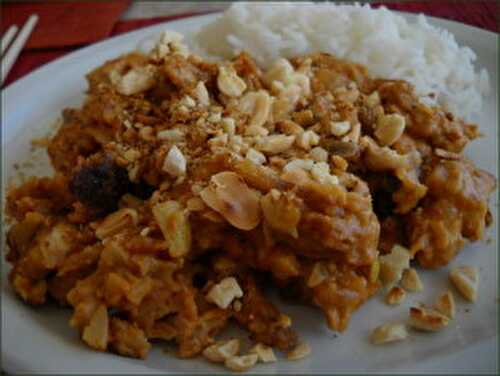 Tofu aux cacahuètes (sauce saté)