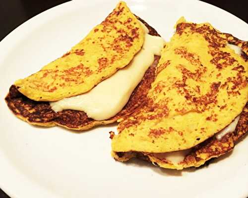 Cachapas vénézuéliennes avec du maïs en conserve