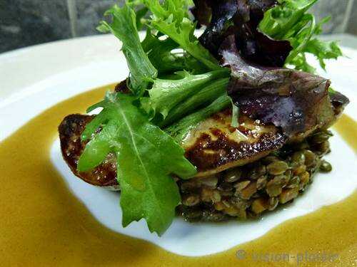 Lentilles vertes, foie gras et sa salade fraîcheur