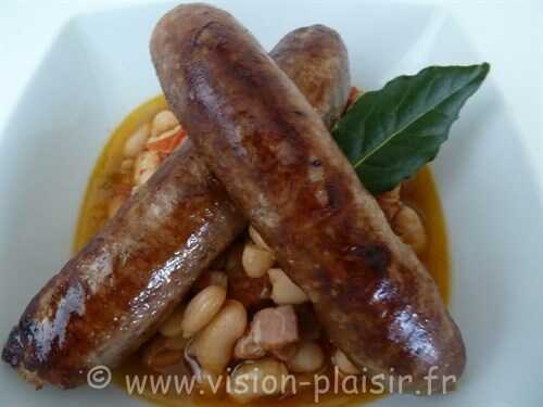 Saucisses aux haricots secs