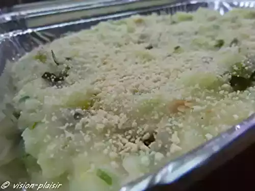 Gratin de saumon et cabillaud aux poireaux et pommes de terre