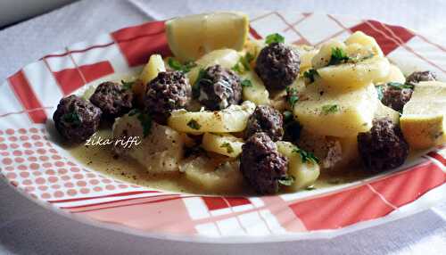 BATATA BAÏDA MARKA-POMMES DE TERRE SAUCE BLANCHE AUX BOULETTES