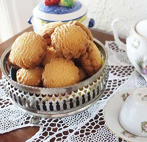 BISCUITS AU BEURRE AU SIROP DE SUCRE A LA VANILLE