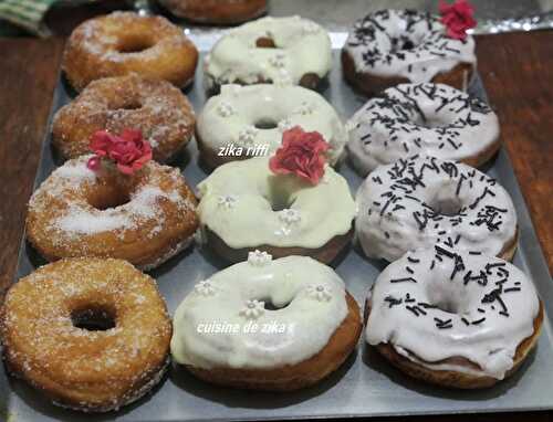 DONUTS OU DOUGHNUTS MAISON FACILES AU PETIT SUISSE