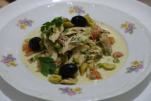 EMIETTÉ DE POULET ET SES LÉGUMES SAUCE A LA CRÈME