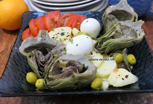 ENTRÉE D'ARTICHAUTS- POMMES DE TERRE ET OEUFS DURS- SAUCE VINAIGRETTE A L'AIL