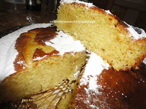 GÂTEAU AU BEURRE DE CACAHUÈTES ET AU YAOURT