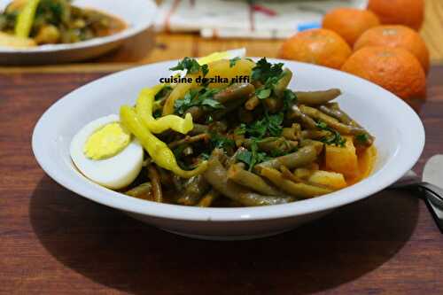 HARICOTS VERTS MIJOTES A L'AIL ( LOUBIA KHADRA B TAWM )