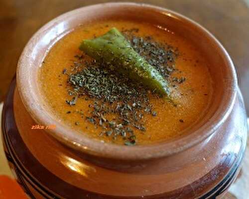 HSSOU- CHORBA SMID- SOUPE  ÉCLAIR A LA SEMOULE ET MENTHE SÉCHÉE DU TERROIR BÔNOIS