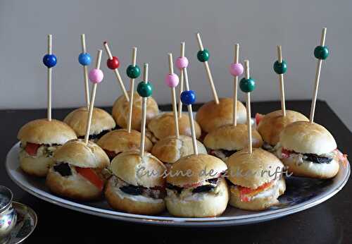 Mini pains burgers, amuse bouches