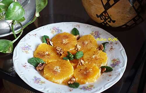 ORANGES DES MILLE ET UNE NUIT-DESSERT A LA LA CANNELLE ET FLEUR D'ORANGERS ET NOIX