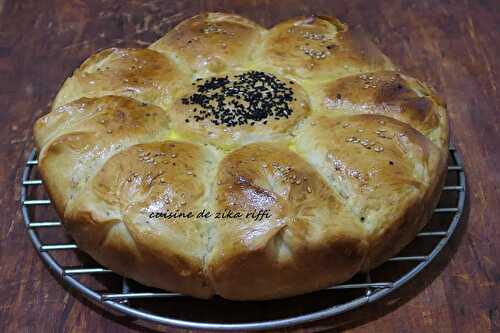 PAIN BRIOCHÉ MAISON FLEUR DE TOURNESOL A LA FLEUR D'ORANGER