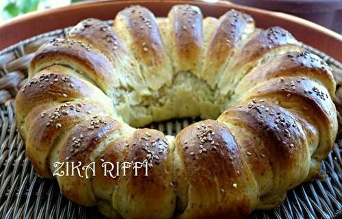 PAIN BRIOCHÉ TURC AU LAIT- PUR BEURRE A LA FLEUR D'ORANGER - FAÇONNAGE CHENILLE