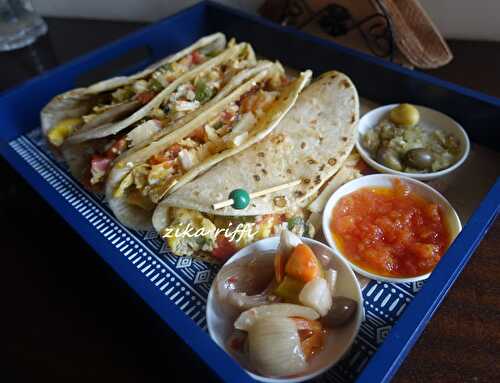 PIADINA ROMAGNOLA A LA BROUILLADE AUX LÉGUMES ET CRABE