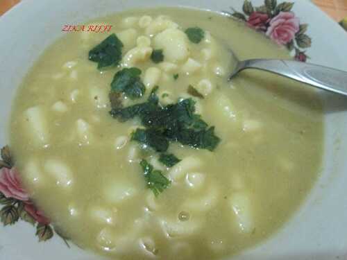 SOUPE DE POIS CASSÉS DE GUIGA