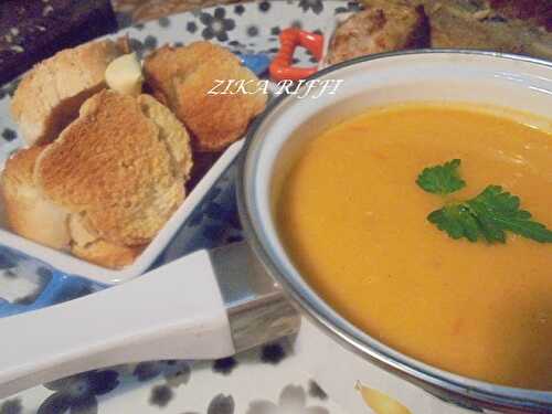 SOUPE DE POISSON-CROÛTONS ET SAUCE AURORE