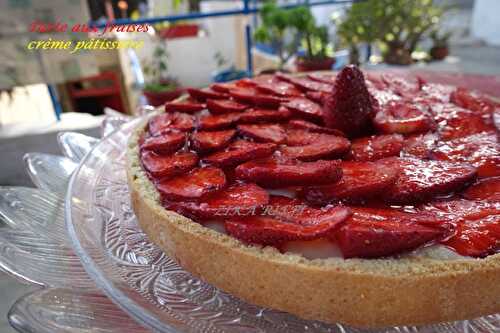 TARTE AUX FRAISES ET CREME PÂTISSIERE