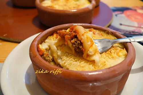 TERRINES DE LASAGNES A LA VIANDE HACHEE- BECHAMEL ET SAUCE TOMATE