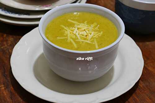 VELOUTÉ OU SOUPE AU CHOU ET POTIRON BRAISÉ AU BEURRE