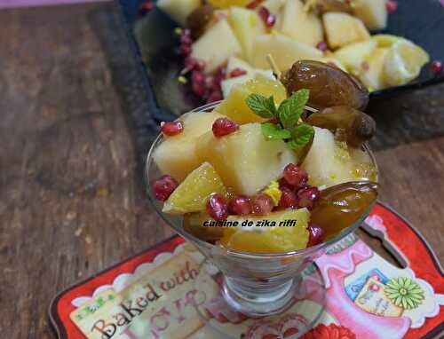 VERRINES DE SALADE DE FRUITS-ORANGE-GRENADE-DATTES ET MELON AU MIEL