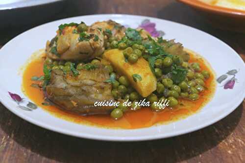 TAJINE DE PETITS POIS AUX ARTICHAUTS ET POULET- MARKA JELBENA BEL KARNOUN