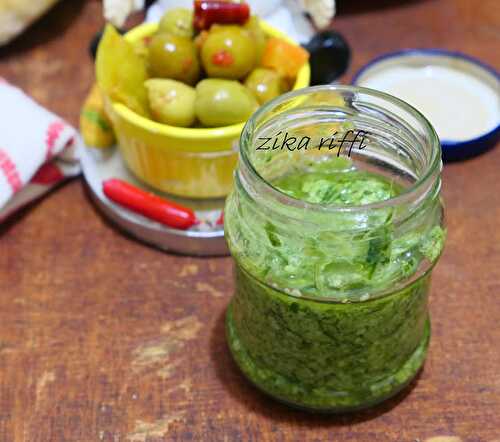 PESTO D'AIL TRIQUETRE OU CIBOULE D'AIL DE MON JARDIN