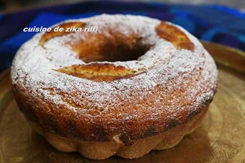 MOUSKOUTCHOU OU MOUSKOUTOU À  LA FLEUR D'ORANGER- GÂTEAU ALGERIEN POPULAIRE