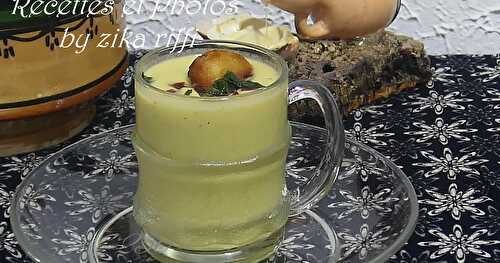 VELOUTÉ DE CHOU FLEUR ET RUTABAGA AU LAIT DE COCO ET PARMESAN