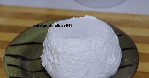 RICOTTA MAISON AU LAIT FERMENTÉ DE LA FERME ( LEBEN )