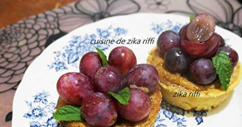 TARTELETTES AUX RAISINS ROUGES ET CRÈME AMANDINE POUR UN GOÛTER GOURMAND