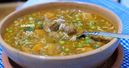 SOUPE DE LENTILLES AUX MERGUEZ - LÉGUMES VERMICELLES AU VINAIGRE