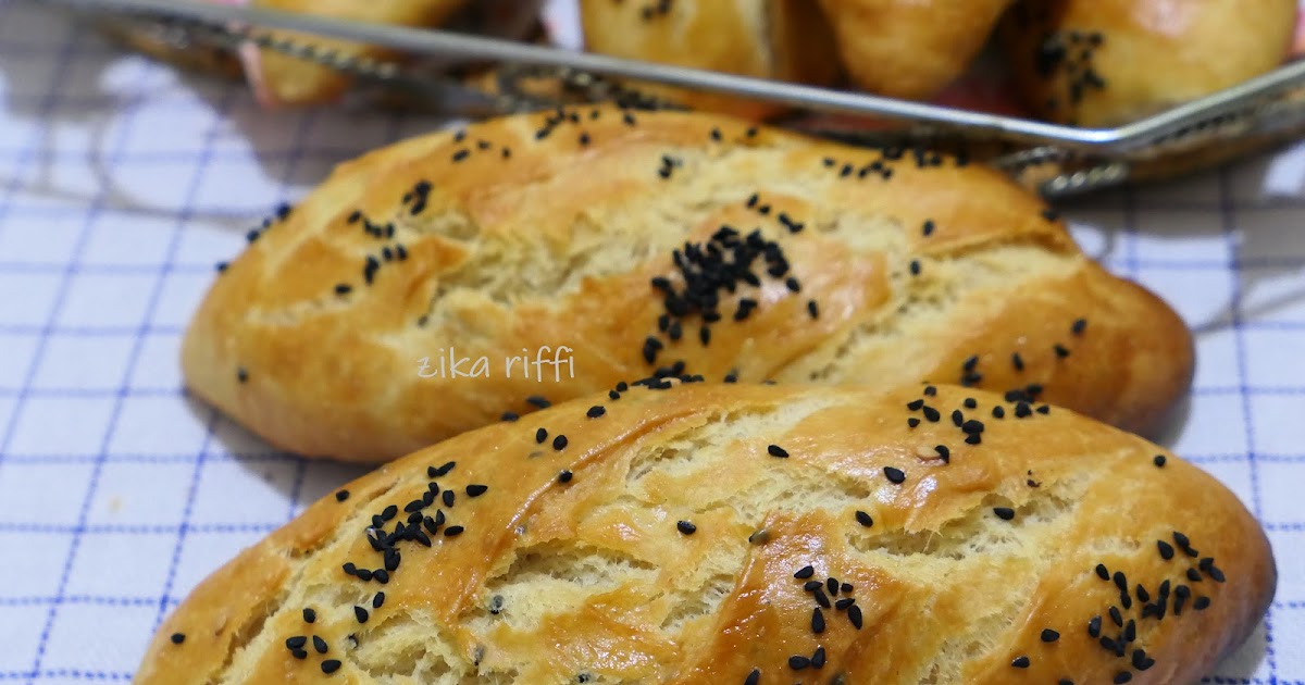 PETITS PAINS- KHOBZ EDDAR AUX ŒUFS ET AU LAIT FERMENTÉ ( LEBEN )