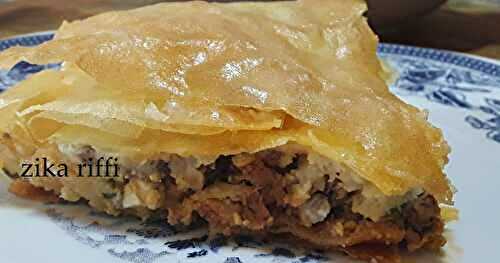 TOURTE AUX FEUILLES DE BRICKS MAISON À LA VIANDE HACHÉE - ŒUFS DURS ET THON TOMATE