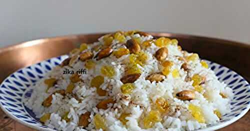 RIZ SALDJOUKIDE AUX AMANDES ET RAISINS SECS-  ارز سلجوقي باللوز والزبيب