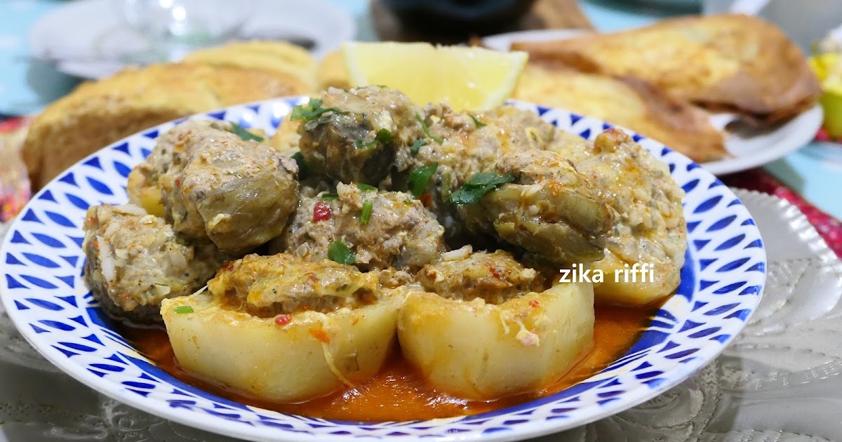 TAJINE D'AGNEAU AUX CŒURS D'ARTICHAUTS ET POMMES DE TERRE FARCIS