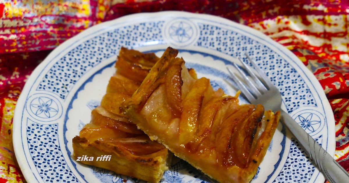 TARTE FINE AUX POMMES CARAMÉLISÉES À LA COMPOTE DE POMME MAISON