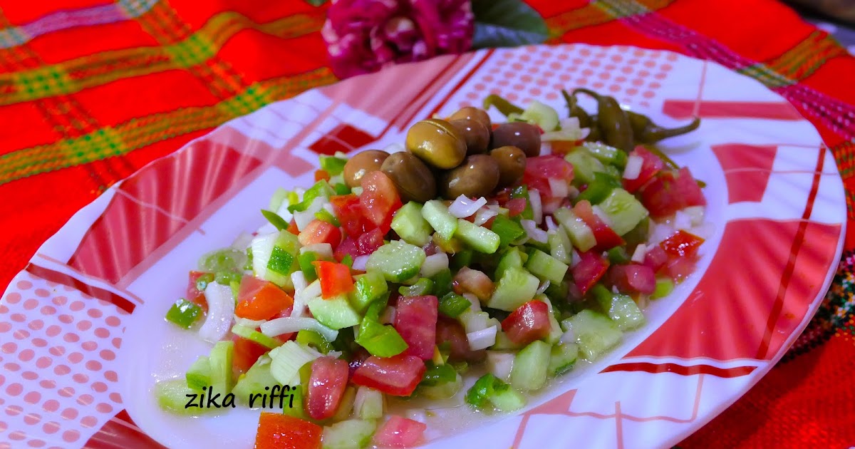 SLATA JIIDA BEL FAKOUSS OU SALADE ARABE FAÇON GRAND-MÈRE