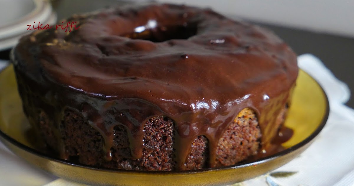 GÂTEAU MARBRÉ À L'HUILE ET AU YAOURT GLACÉ AU CHOCOLAT