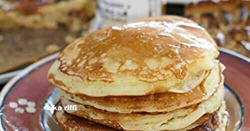 PANCAKES AU YAOURT ET MIEL D'ACACIA SANS TEMPS DE PAUSE