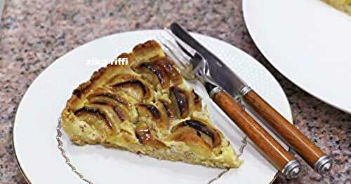 TARTE AUX POMMES CARAMÉLISÉES ET CRÈME AUX NOIX