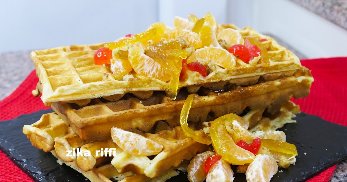 GAUFRES AU SIROP D'ORANGE- MANDARINE- NOIX ET FRUITS CONFITS