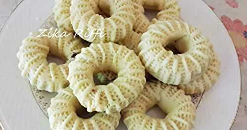 KAAK MANKOUCHE BÔNOIS- GÂTEAUX TRADITIONNELS À LA FARINE ET SEMOULE AU MAHLEPI- BONNE FÊTE DE L'AÏD EL FITR