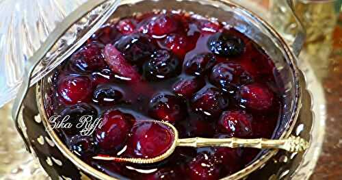 CONFITURE DE CERISES ENTIÈRES ROUGES ET NOIRES -BIGARREAUX- POUR LA DÉGUSTATION À LA CUILLÈRE 